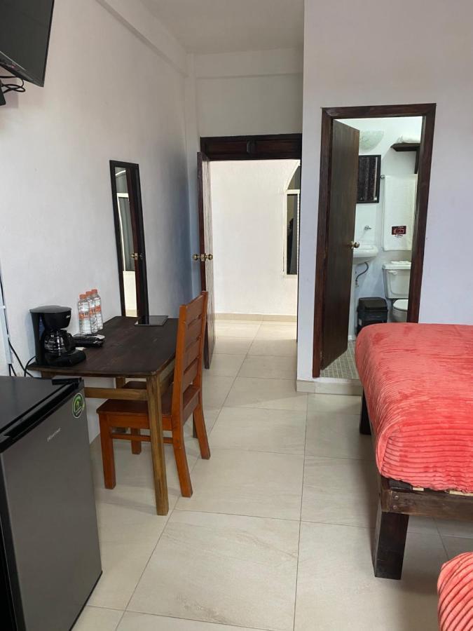 Casa Lolita Hotel Ксилитла Екстериор снимка