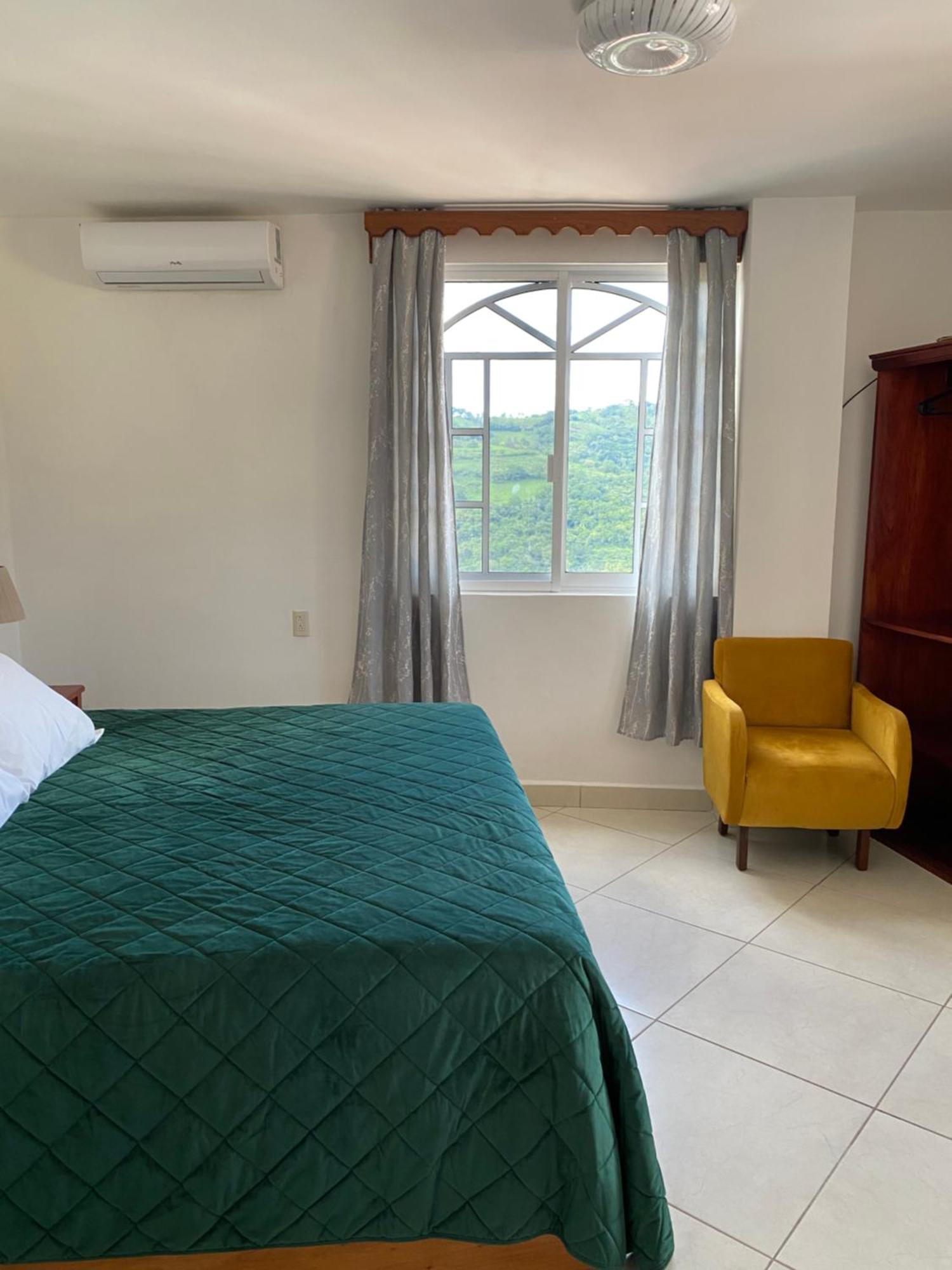 Casa Lolita Hotel Ксилитла Екстериор снимка